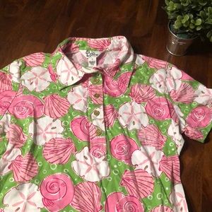 Short sleeve Lilly Pulitzer ladies top.